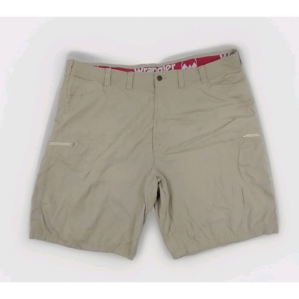 Wrangler Shorts Mens 48 Khaki Nylon/Spandex Outdoors‎ Hiking Performance Cargo